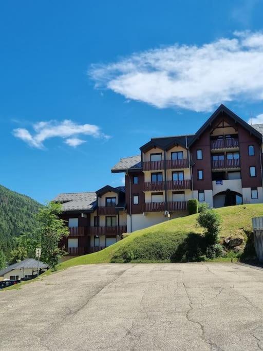Ferienwohnung Le Montagnard Mijoux Exterior foto